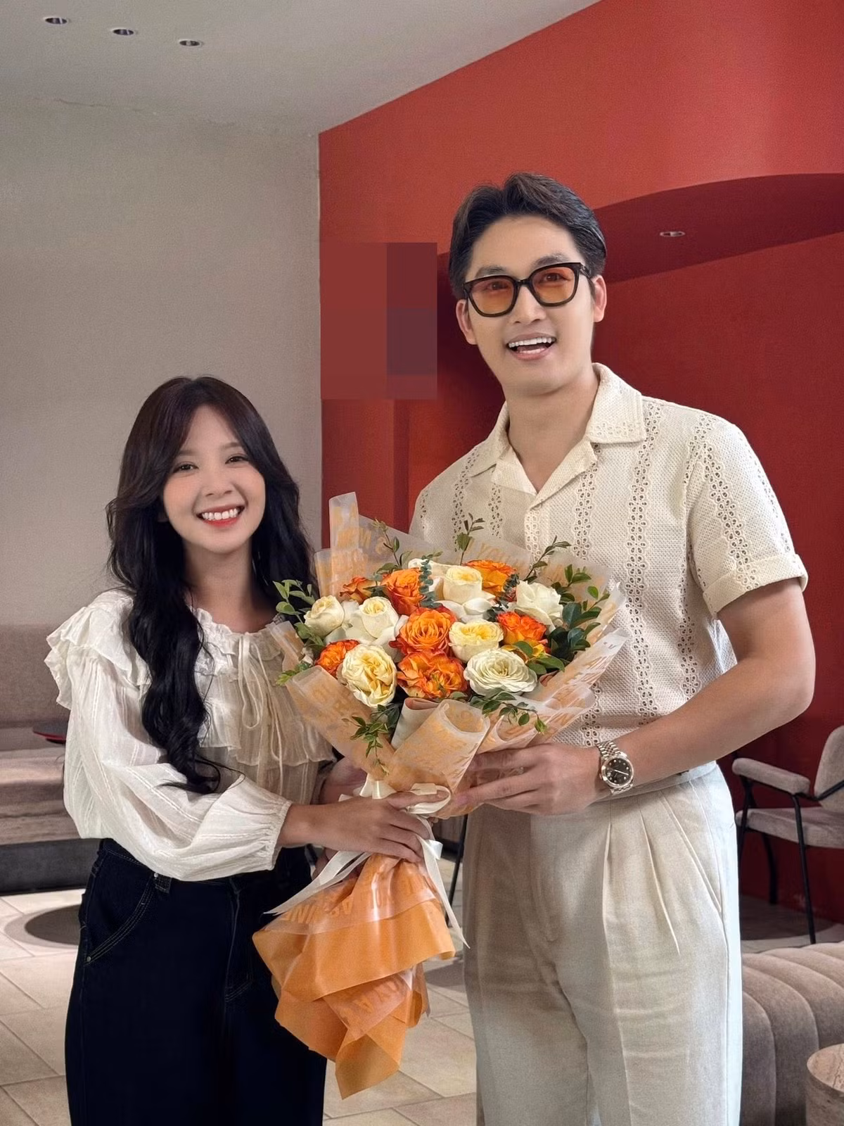 Ngọc Huyền và Đình Tú đóng chung phim Cha tôi, người ở lại. Ảnh: Tiền Phong.