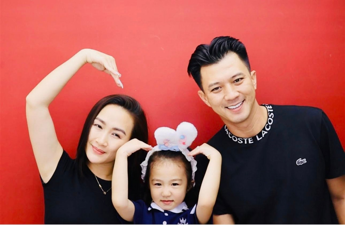 View - Hà Việt Dũng và vợ kỷ niệm 7 năm ngày cưới | Báo Tri thức và Cuộc sống - TIN TỨC PHỔ BIẾN KIẾN THỨC 24H