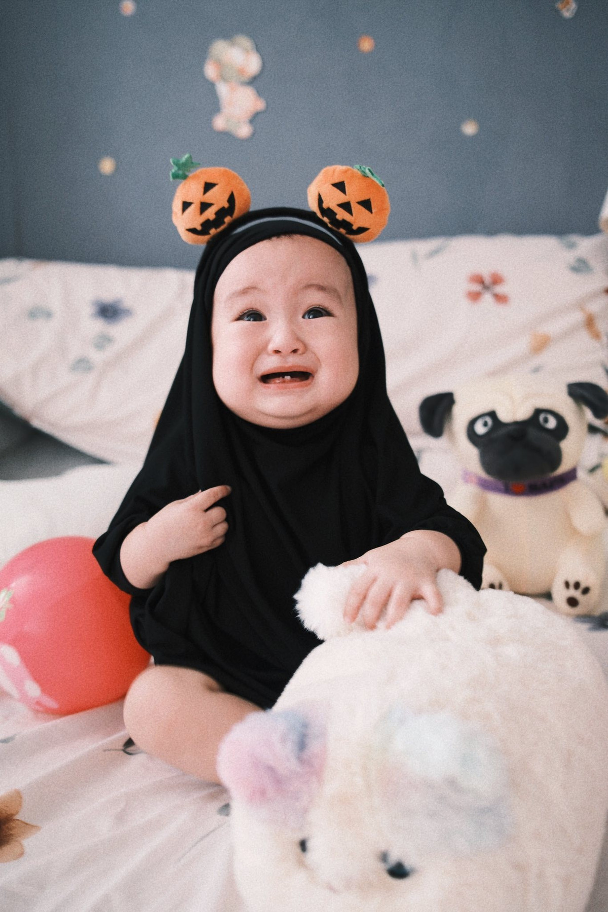 Con trai đầu lòng của Hồ Quang Hiếu – Tuệ Như được nhận xét kháu khỉnh, đáng yêu trong những khoảnh khắc đời thường được bố mẹ chia sẻ. Ảnh: FB Tuệ Như.