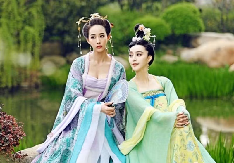 Trương Quân Ninh đọ sắc bên Phạm Băng Băng trong Võ Mỵ Nương truyền kỳ. Ảnh: Dân Việt.