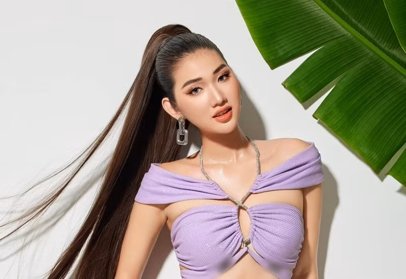 Theo Znews, trước đó, trên trang cá nhân, Thùy Trang có nhiều status các bài đăng, "tố" ban tổ chức cuộc thi cắt ghép một tập trong series truyền hình thực tế, khiến người đẹp bị cư dân mạng chỉ trích. Ảnh: FB Thùy Trang