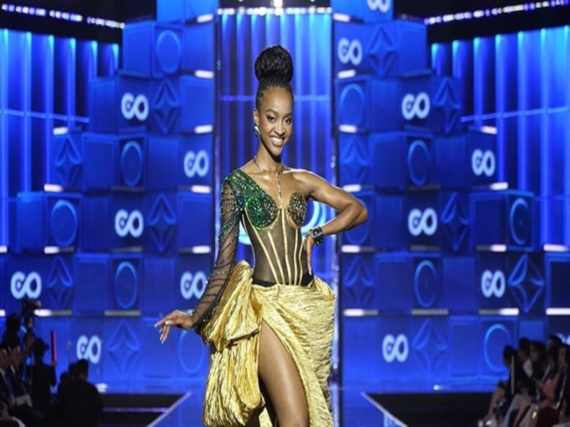 View - Mỹ nhân Nam Phi khéo xử lý sự cố trang phục trong bán kết Miss Cosmo 2025 | Báo Tri thức và Cuộc sống - TIN TỨC PHỔ BIẾN KIẾN THỨC 24H