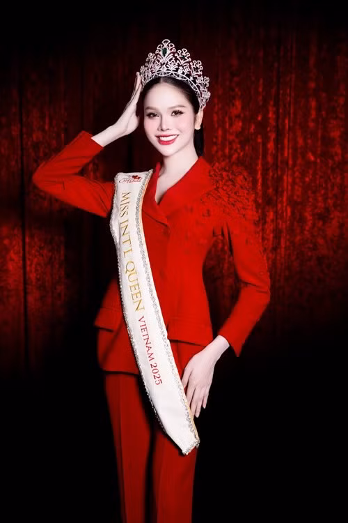 Cô sẽ đại diện Việt Nam ở Hoa hậu Chuyển giới Quốc tế 2025. Ảnh: FB Hà Tâm Như.