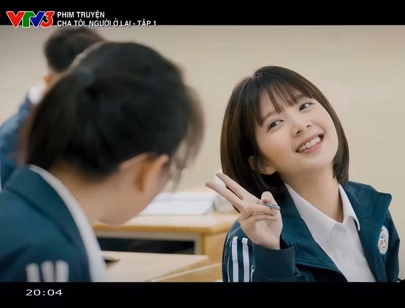 Trong Cha tôi, người ở lại, Ngọc Huyền vào vai học sinh 16 tuổi. Ảnh: FB Ngọc Huyền.