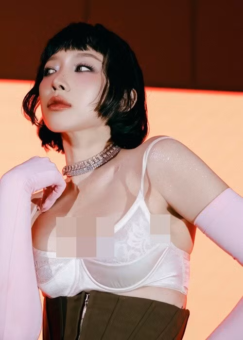 Tóc Tiên chọn cách hạn chế chia sẻ về đời tư sau khi chuyện tình cảm với Hoàng Touliver tan vỡ vào tháng 1/2026.