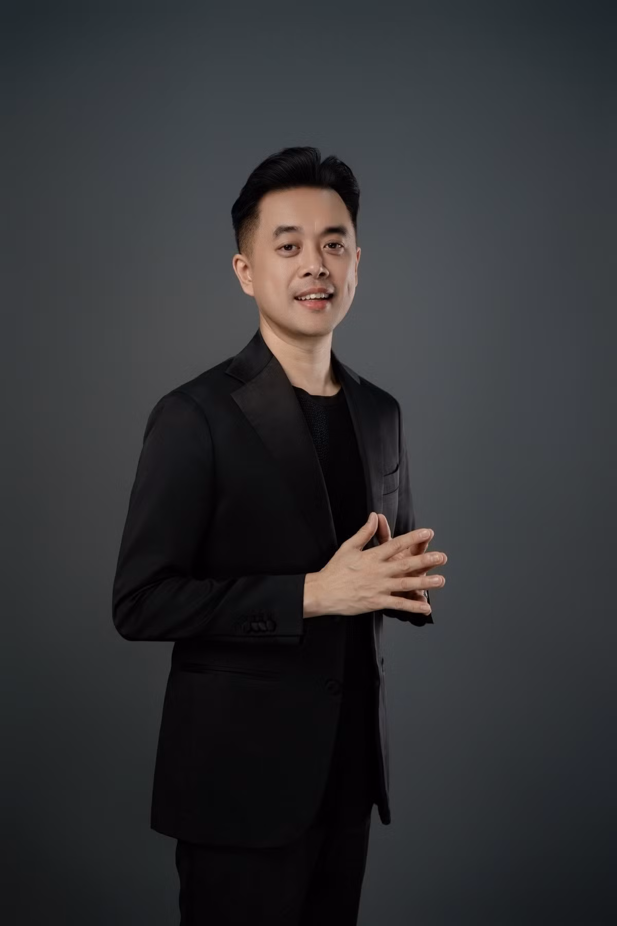 Nhạc sĩ Dương Khắc Linh thông báo rời lịch liveshow Linh cảm từ ngày 14/12/2025 sang 21/3/2026. Ảnh: FB Dương Khắc Linh.