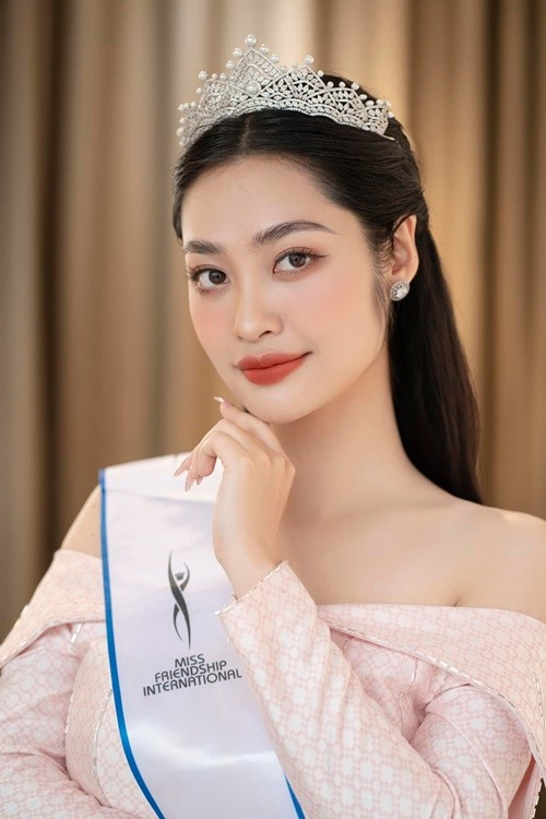 View - Hôn nhân viên mãn của Hoa hậu Nông Thúy Hằng | Báo Tri thức và Cuộc sống - TIN TỨC PHỔ BIẾN KIẾN THỨC 24H