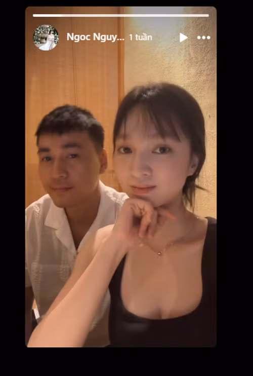 Vợ chồng nam diễn viên phim Gạo nếp gạo tẻ đẹp đôi dù cách nhau 17 tuổi. Ảnh: FB Ngọc Thuận.