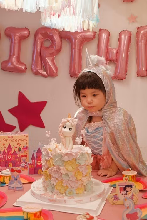 Salim và chồng đã tạo nên một “thế giới cổ tích” thu nhỏ dành riêng cho con gái, với loạt chi tiết đáng yêu.