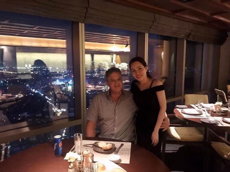 Trương Phương chia sẻ hình ảnh bên chồng trước khi cả hai hẹn hò. Ảnh: FB Trương Phương.