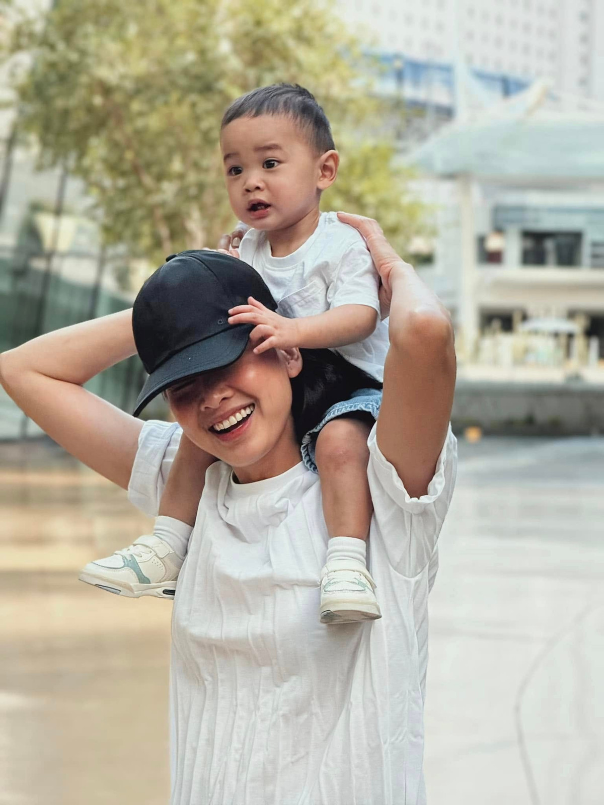 View - Cuộc sống mẹ bỉm sữa nhẹ nhàng an yên của Hoa hậu Dương Mỹ Linh | Báo Tri thức và Cuộc sống - TIN TỨC PHỔ BIẾN KIẾN THỨC 24H