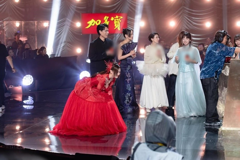 View - Phương Mỹ Chi tiết lộ điều day dứt nhất ở chung kết Sing!Asia 2025 | Báo Tri thức và Cuộc sống - TIN TỨC PHỔ BIẾN KIẾN THỨC 24H