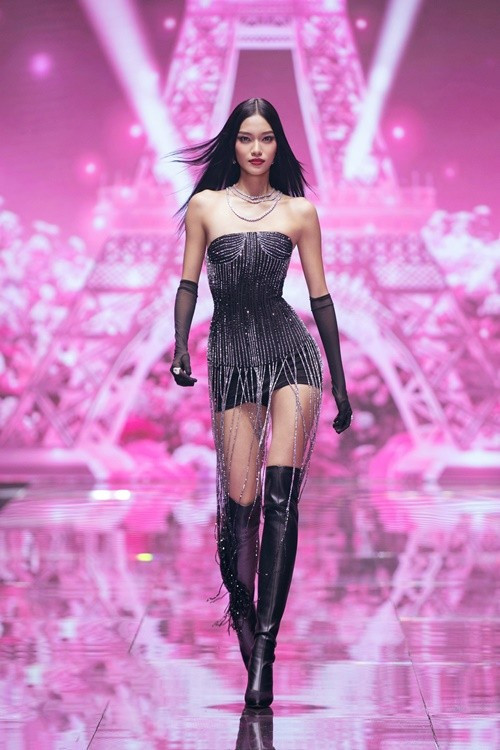 Tân quán quân Vietnam’s Next Top Model 2025 đang theo học Đại học Kinh tế - Đại học Quốc gia Hà Nội. Ảnh: Vietnamnet.