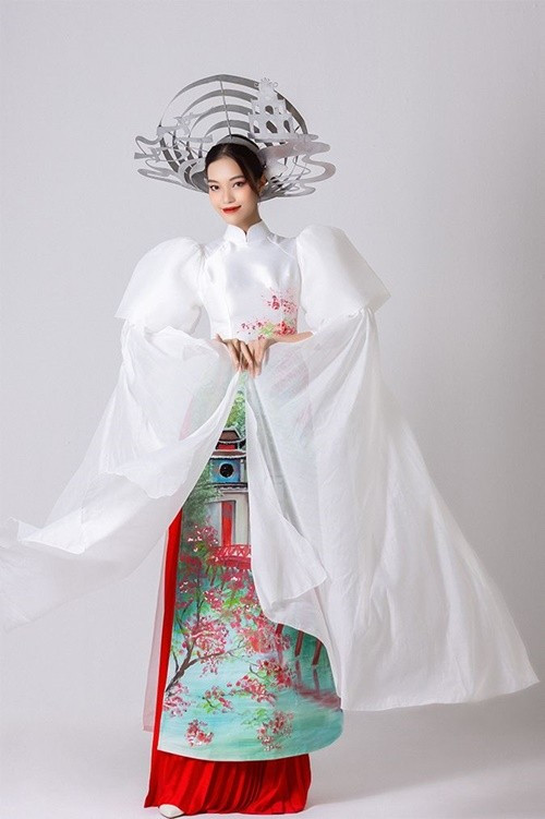 Ở Asia Model Festival 2023, Mai Hoa vào top 10. Ảnh: Du Lịch TP HCM.