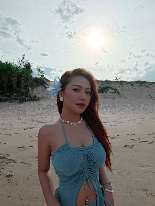 Nhiều khán giả khen ngợi MiA đẹp mặn mà hơn sau khi có con. Ảnh: FB MiA.