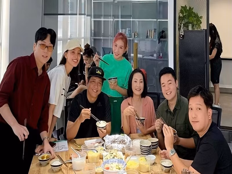 Hồng Đào từng chia sẻ trên VOV, cát-sê không phải là yếu tố quyết định khi nhận kịch bản. Ảnh: FB Hồng Đào.