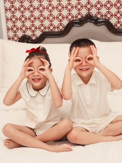 View - Hai nhóc tỳ nhà Hà Hồ mừng tuổi mới, ủng hộ 100 triệu cho bà con miền Trung | Báo Tri thức và Cuộc sống - TIN TỨC PHỔ BIẾN KIẾN THỨC 24H