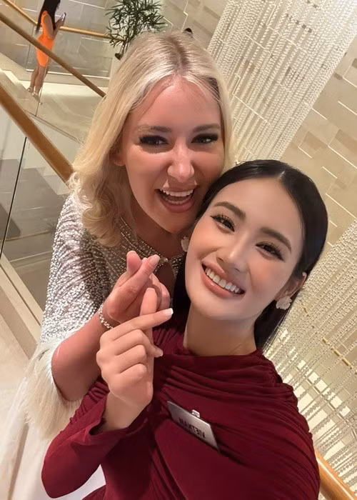 Chuyên trang sắc đẹp Global Beauties dường như không đánh giá cao đại diện Việt Nam. Hiện tại, Ý Nhi vắng mặt trong bảng dự đoán top 20 của Global Beauties.