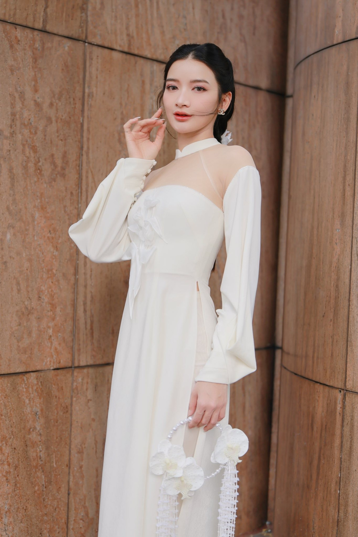 Năm 2025, Đinh Y Quyên giành danh hiệu Á hậu 3 tại Miss Grand Vietnam. Ảnh: FB Đinh Y Quyên.