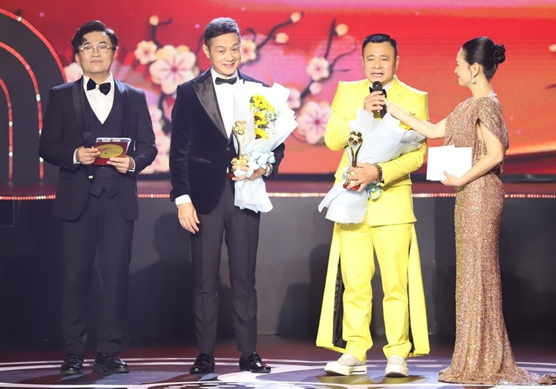 Tự Long đoạt giải Nam diễn viên hài được yêu thích nhất tại Mai Vàng 2024. Ảnh: Vietnamnet.