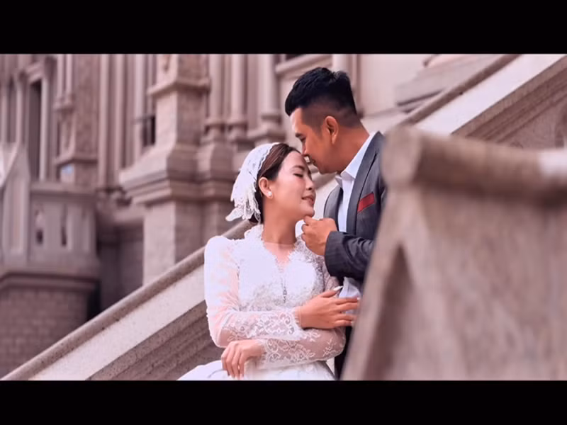 Hùng Thuận - Tuệ Tâm công khai hẹn hò vào năm 2024. Ngày 12/7, cặp đôi tổ chức đám cưới tại TP HCM. Ảnh: FB Hùng Thuận.