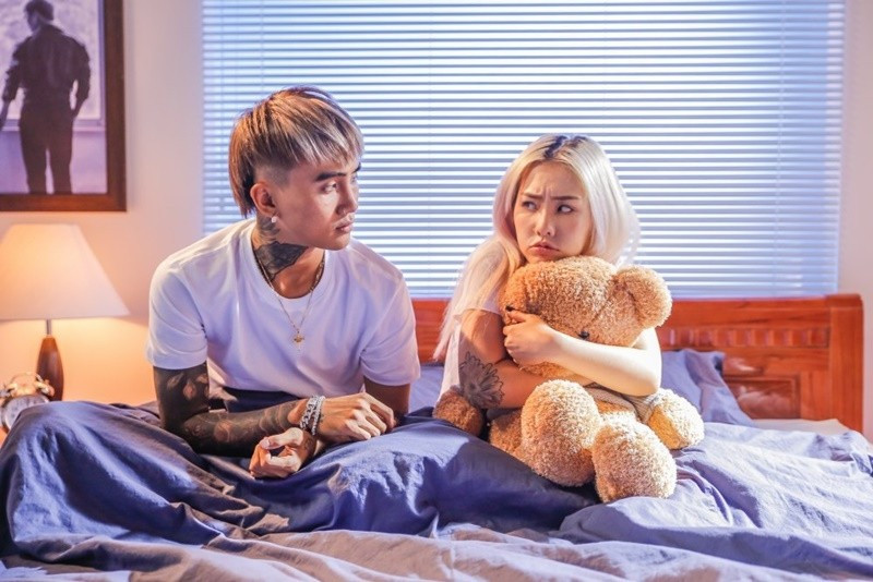 Nữ ca sĩ sinh năm 1993 hợp tác trong các MV Bánh mì không, Khó vẽ nụ cười, Gói xôi vội, Em-tôi, Buông bàn tay thật nhanh. Ảnh: Znews.