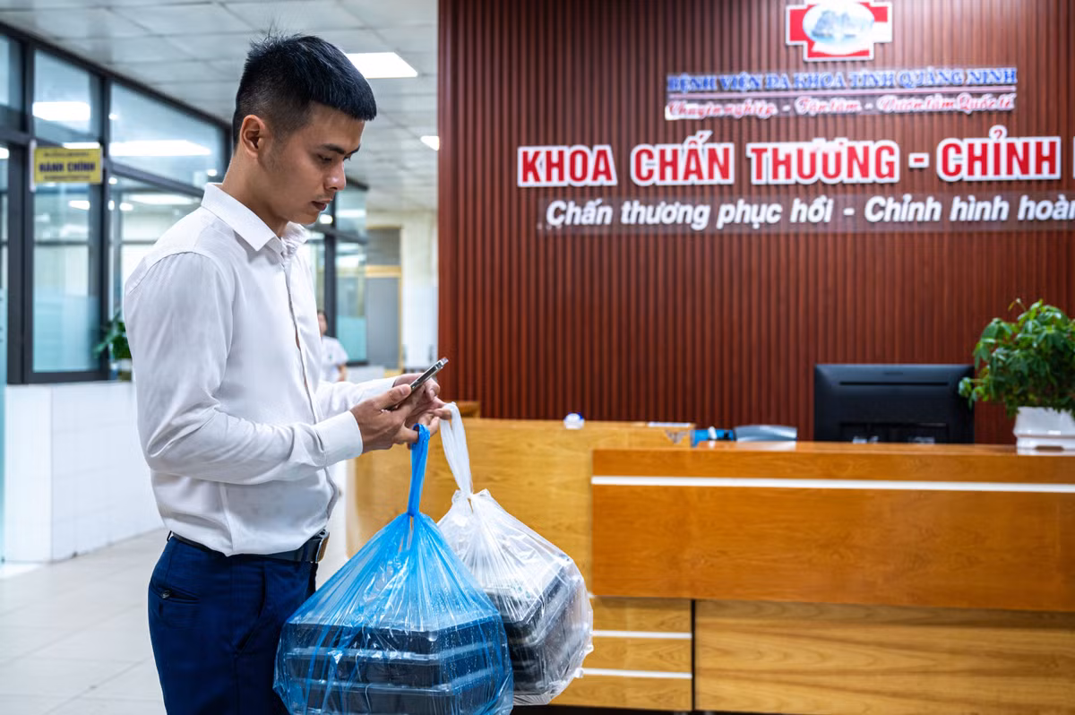 Anh Huy cho biết việc hỗ trợ sẽ được triển khai trong những ngày tiếp theo, cho đến khi công tác cứu hộ nạn nhân hoàn tất.