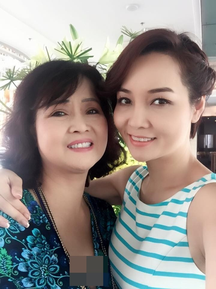 View - Mẹ ruột Mai Thu Huyền xinh đẹp, quý phái tuổi U70 | Báo Tri thức và Cuộc sống - TIN TỨC PHỔ BIẾN KIẾN THỨC 24H