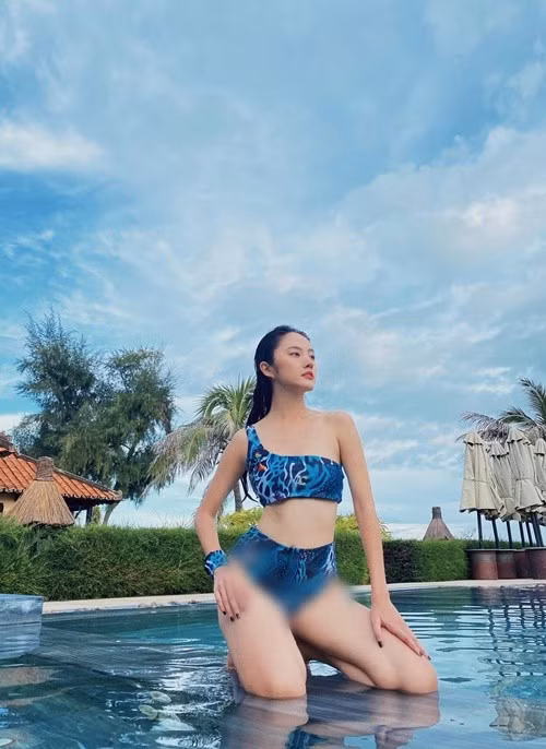 Hình ảnh nữ diễn viên phim Cô dâu ma mặc gợi cảm ở đời thường thu hút sự chú ý của nhiều khán giả. Ảnh: FB Rima Thanh Vy.