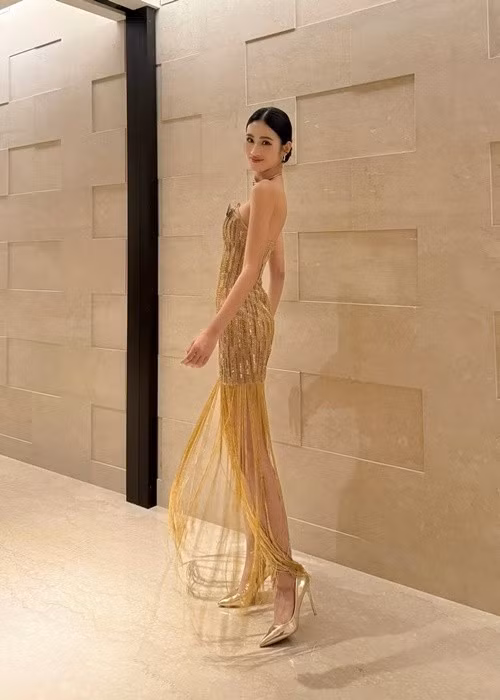 Phong cách thời trang của Ý Nhi ở Miss World 2025 đang được đánh giá cao.