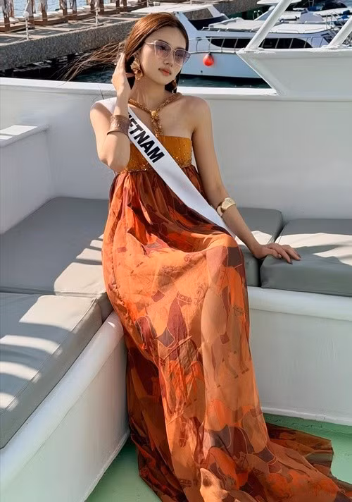 Missosology khen ngợi Thu Ngân sở hữu vẻ đẹp sắc sảo, cuốn hút. Ảnh: FB Thu Ngân.