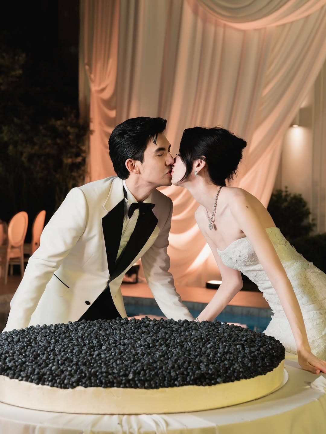 Chú rể viết trên trang cá nhân: "The beginning of happiness" (tạm dịch: Khởi đầu của hạnh phúc". Ảnh: Instagram Mai Davika.