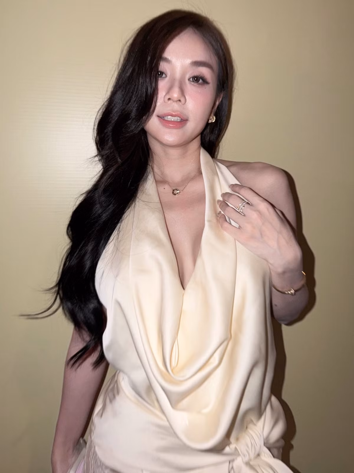 Sau khi gắn bó với Đạt G, Bảo Ngọc chuộng phong cách quyến rũ. Ảnh: FB Bảo Ngọc.