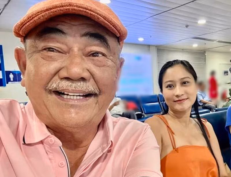 Không ít lần Chân Chân bày tỏ tình cảm dành cho nghệ sĩ Việt Anh trên mạng xã hội. Cách đây không lâu, cô dành lời ngọt ngào cho nửa kia nhân dịp sinh nhật. "Vừa vui vừa bất ngờ! Chúc mừng sinh nhật bạn! Mong bạn luôn nhiều sức khoẻ! Chúc bạn tất cả …trừ vất vả. Mãi yêu". Ảnh: FB NSND Việt Anh.