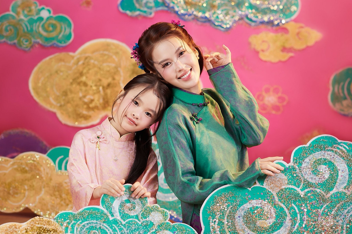 Nhiều khán giả nhận xét con gái Tú Vi – Văn Anh thừa hưởng nét thanh tú từ mẹ và ánh nhìn hiền lành từ bố. Ảnh: FB Tú Vi.