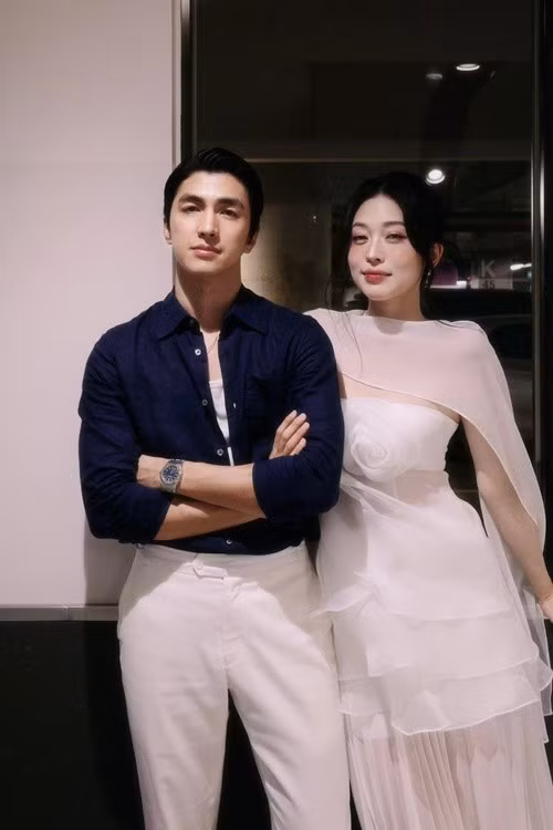 Diễn viên Bình An và Á hậu Phương Nga hẹn hò từ năm 2017. Cặp đôi công khai chuyện tình cảm vào năm 2019. Ảnh: FB Bình An.