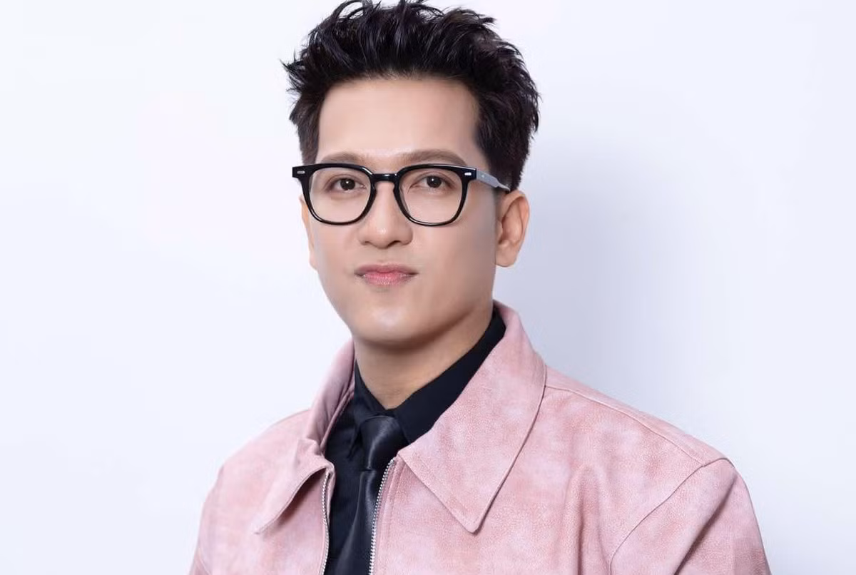 Trường Giang đóng góp 300 triệu đồng. Anh viết trên trang cá nhân: “Chung tay cùng bà con, mong mọi người bình an nhé”. Ảnh: FB Trường Giang.