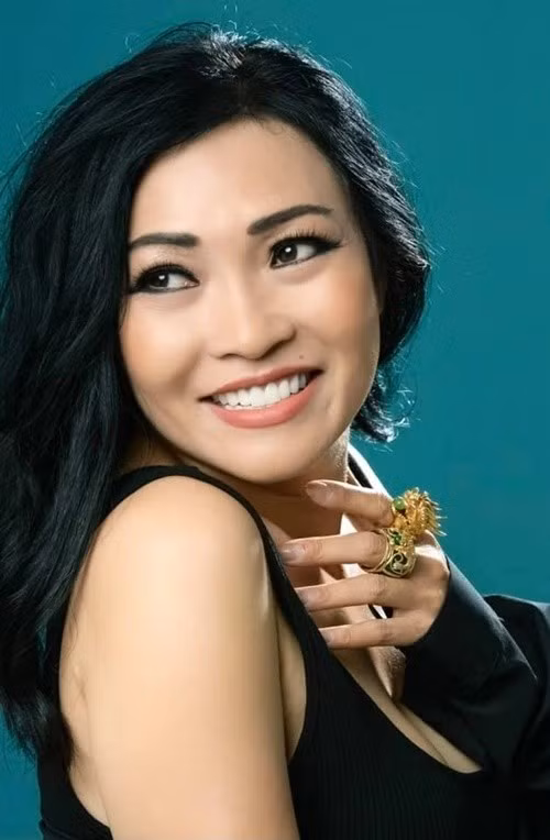 Phương Thanh đóng phim từ năm 1999. Cô tham gia diễn xuất trong phim: Khi đàn ông có bầu, Đẻ mướn, Hồn Trương Ba, da hàng thịt, Nụ hôn thần chết, Giải cứu thần chết, Đẹp từng centimet, Những nụ hôn rực rỡ, Nhà có 5 nàng tiên, Vừa đi vừa khóc. Ảnh: VOV.