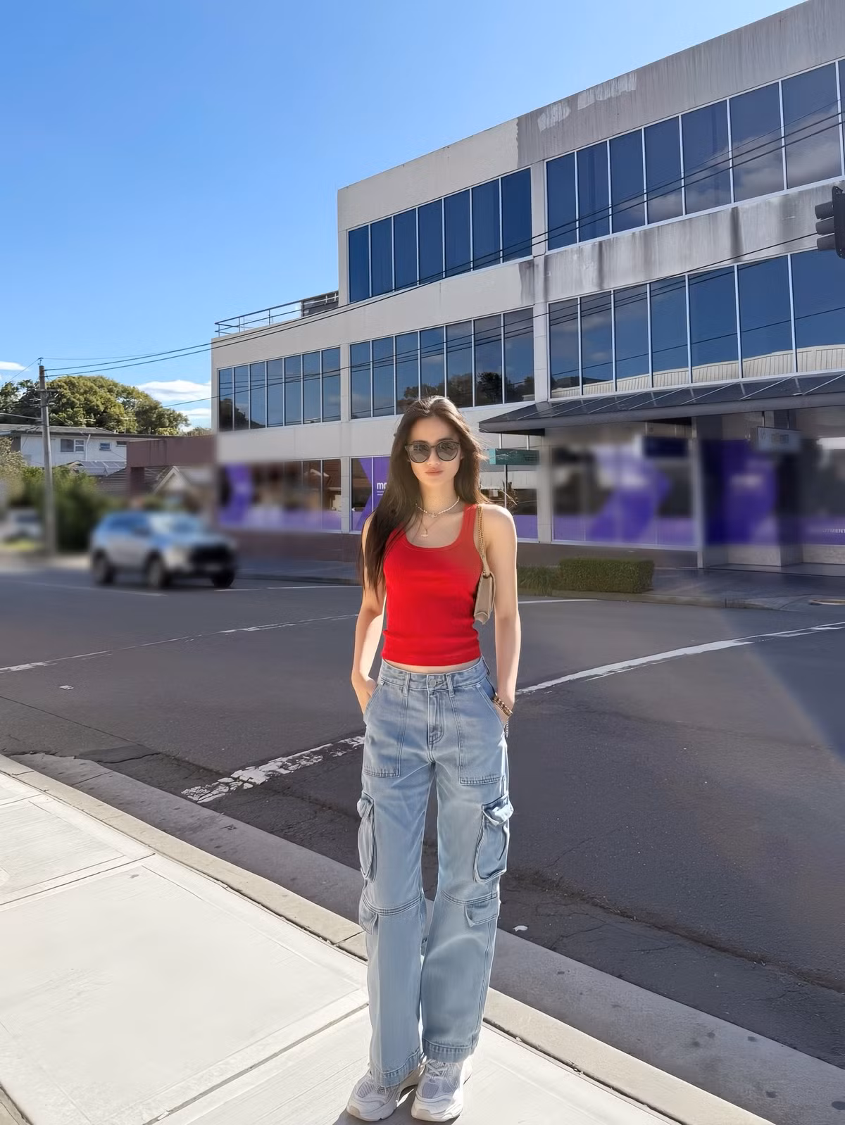 Vào tháng 5/2025, Ý Nhi tạm dừng việc du học để đại diện Việt Nam ở Miss World 2025. Ở sân chơi nhan sắc này, cô vào top 40. Ảnh: FB Ý Nhi.