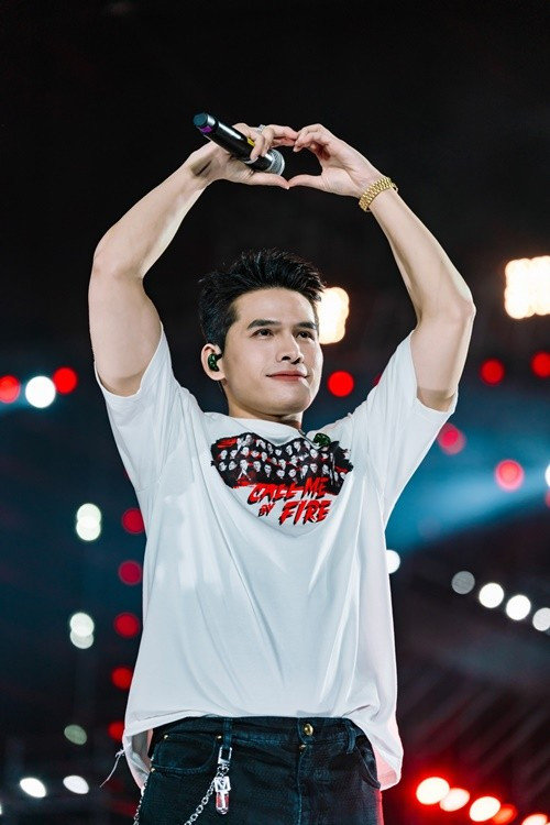 Năm 2024, Quốc Thiên gây chú ý khi là một trong 17 anh tài chính thức gia nhập Gia tộc Anh tài toàn năng ở Anh trai vượt ngàn chông gai. Ảnh: FB Quốc Thiên.