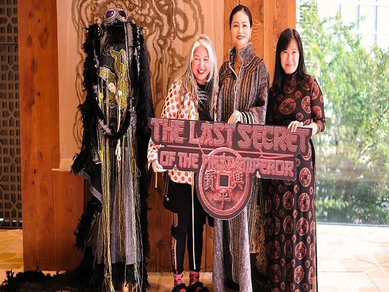 Chia sẻ trên Người Lao Động về nhân vật trong Hộ linh tráng sĩ - Bí ẩn mộ vua Đinh, Hải Yến cho biết: "Hoàng hậu họ Dương là một vai diễn rất đặc biệt với tôi. Khi đọc kịch bản, tôi vừa thấy thương, vừa dành cho bà một sự ngưỡng mộ sâu sắc. Tôi không cố gắng thể hiện nhân vật thật "vĩ đại", mà chỉ mong giữ được cảm xúc chân thật nhất". Ảnh: VOV.