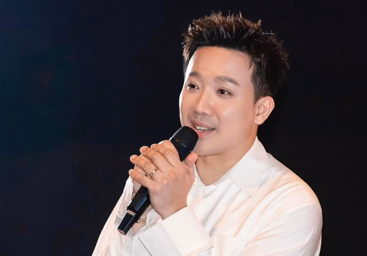 Trên trang cá nhân, Trấn Thành tiết lộ, anh cùng Hari Won ủng hộ 500 triệu đồng để giúp đỡ bà con chịu ảnh hưởng bởi cơn bão số 10 Bualoi. Ảnh: FB Trấn Thành.