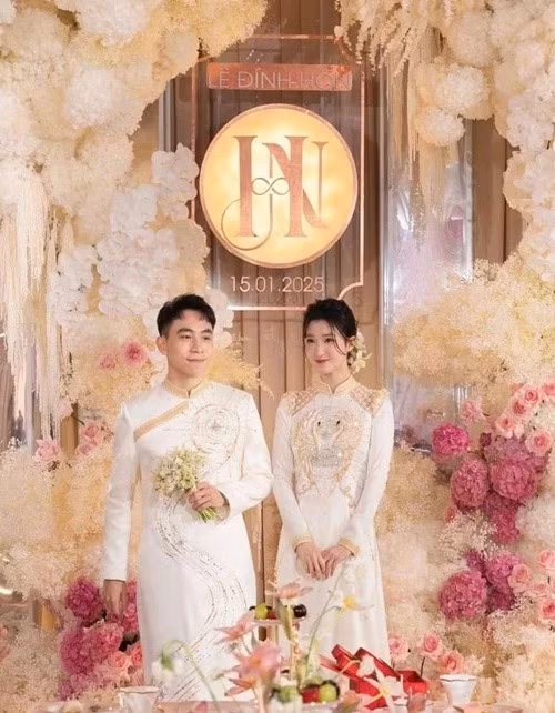 Á hậu Phương Nhi hoạt động trong showbiz khoảng 3 năm trước khi làm lễ dạm ngõ với doanh nhân Minh Hoàng vào tháng 1/2025. Ảnh: Nhà thiết kế Đỗ Long.