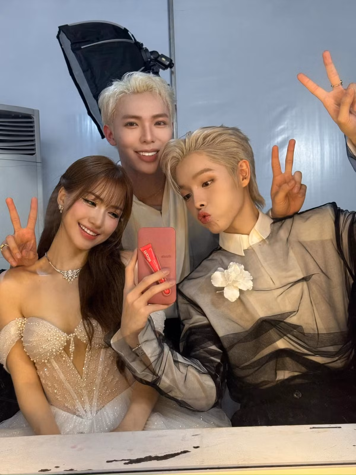 Erik chia sẻ trên Vietnamnet, nhóm như 3 chị em ruột, đi đâu làm gì cũng nghĩ đến nhau. Ảnh: FB Đức Phúc.