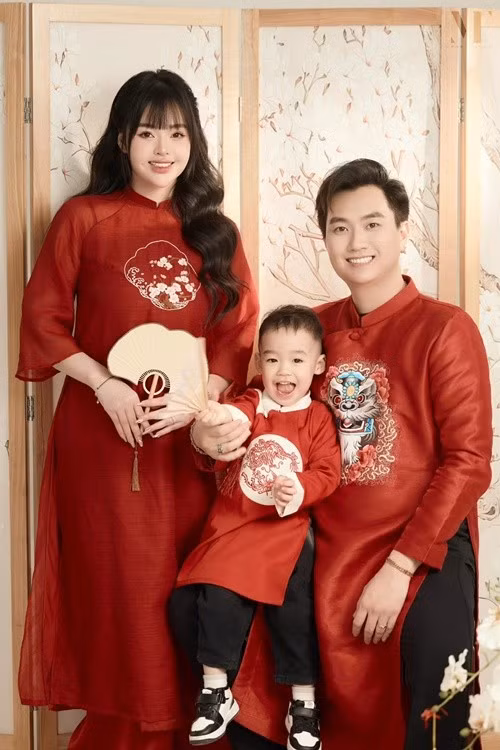 Lâm Diễm Quỳnh chia sẻ trên Vietnamnet, cô khá áp lực khi lấy người nổi tiếng nhưng sự yêu thương, quan tâm của Anh Tuấn khiến cô có nhiều niềm tin ở anh. Ảnh: FB Anh Tuấn.