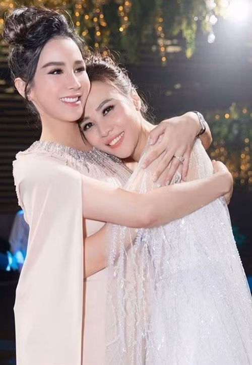 Đôi bạn thân có mặt trong các sự kiện quan trọng của nhau. Ảnh: Sức Khỏe Đời Sống.