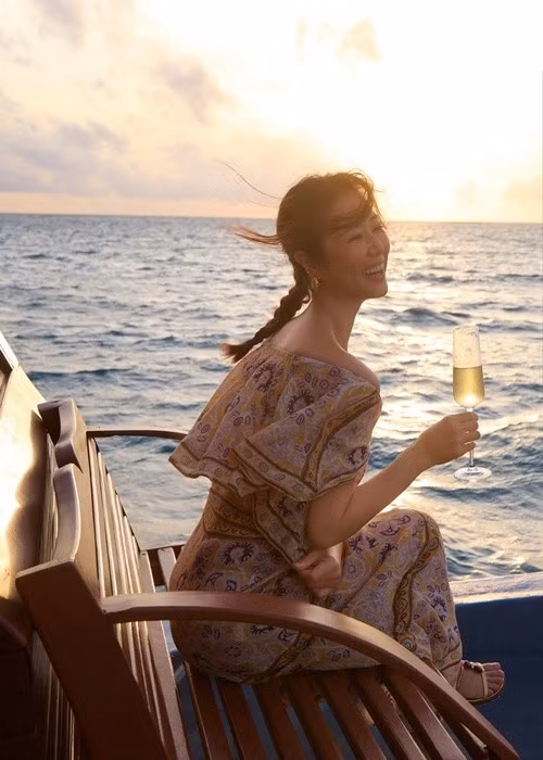 Nữ diễn viên phim thường xuyên có những chuyến du lịch xa hoa. Ảnh: Instagram Lâm Tâm Như.