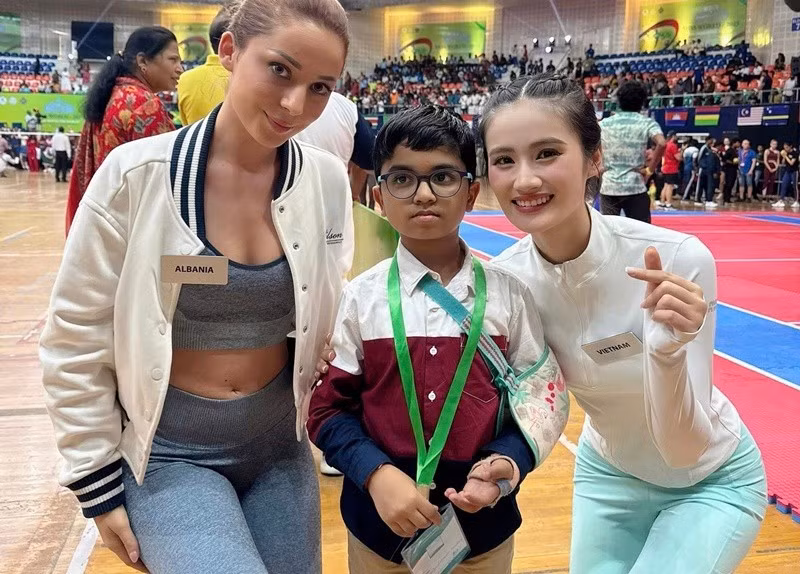 Theo thông lệ nhiều năm, các thí sinh giành chiến thắng các phần thi phụ sẽ vào thẳng top 40 chung cuộc. Người hâm mộ kỳ vọng Ý Nhi sẽ về nhất trong các phần thi phụ còn lại như Tài năng, Top Model, Dự án Nhân ái…Ảnh: FB Ý Nhi.