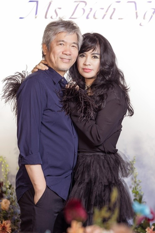 Trên trang cá nhân, Thanh Lam đăng tải nhiều khoảnh khắc bình yên, hạnh phúc bên bác sĩ Bùi Tiến Hùng. Ảnh: FB Thanh Lam.