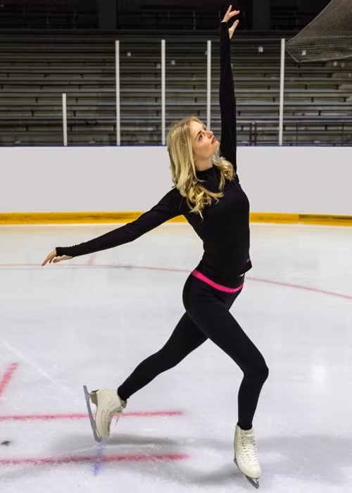 Jane Knoester năm nay 19 tuổi, đến từ Hà Lan. Cô xuất thân là vận động viên trượt băng nghệ thuật. Ảnh: Instagram Jane Knoester.